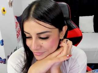 lucy-007 Live Webcam on CamSoda