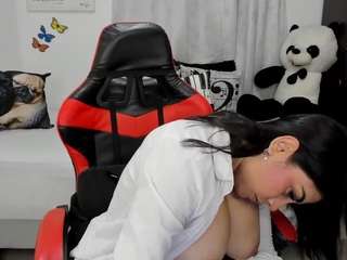 lucy-007 webcam