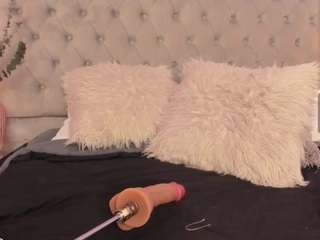 Live webcam model kaitlyn-brown on Soda Cams