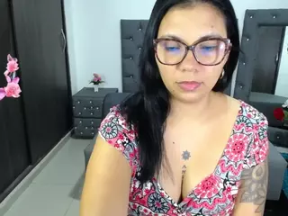 kaarlaa's Live Sex Cam Show