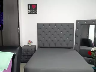kaarlaa's Live Sex Cam Show