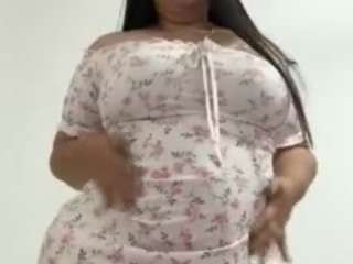 Ten model jest teraz na żywo. madisonxx