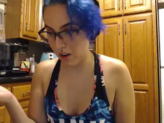 Luna Whitethorn's Live Sex Cam Show