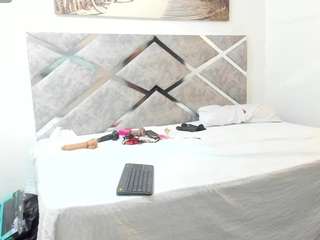 lupeadams Sex Cam Show