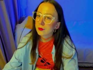 happystephanie's CamSoda show and profile