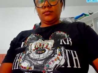 olivahot31 webcam model