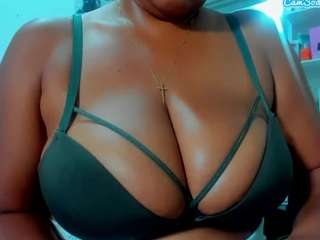 olivahot31 Live Webcam on CamSoda