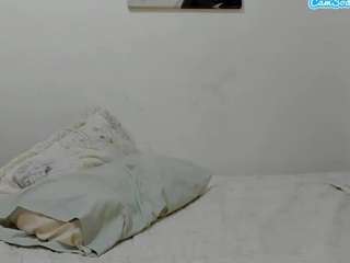 olivahot31's CamSoda show and profile