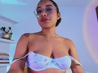 belka-jensen's Live Sex Cam Show