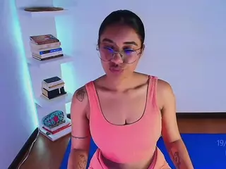 belka-jensen's Live Sex Cam Show