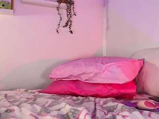 lily-evanss Live Webcam on CamSoda