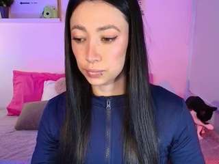 lily-evanss Live Webcam on CamSoda