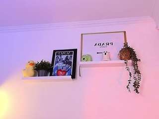 lily-evanss Live Webcam on CamSoda