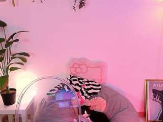 lily-evanss live webcam show