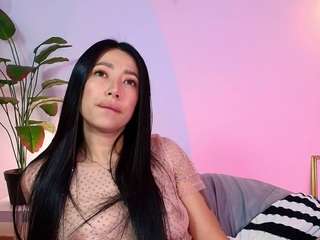 lily-evanss live webcam show