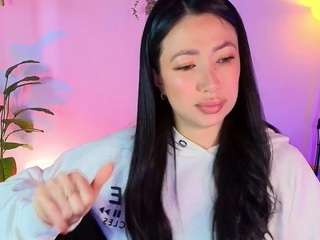Lily live webcam show