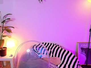 lily-evanss