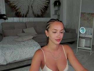 tiffanyhouston Live Webcam on CamSoda
