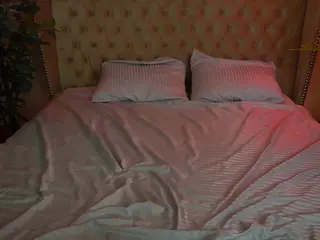 EmilyFoxy's Live Sex Cam Show