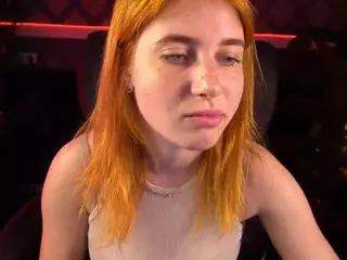 EmilyFoxy's Live Sex Cam Show