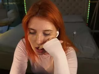 EmilyFoxy's Live Sex Cam Show