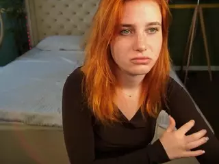 EmilyFoxy's Live Sex Cam Show