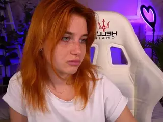 EmilyFoxy's Live Sex Cam Show