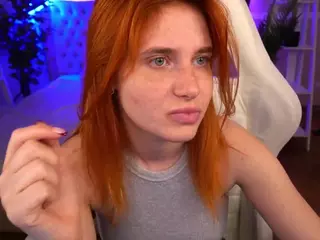 EmilyFoxy's Live Sex Cam Show