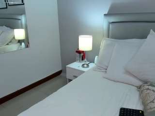 mili-moon Live Webcam on CamSoda