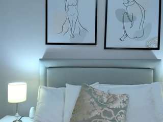  mili-moon chat room