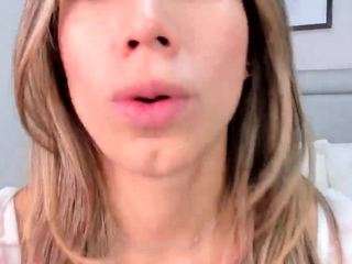 mili-moon Live Webcam on CamSoda