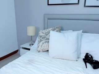 mili-moon webcam