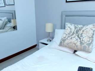  mili-moon chat room