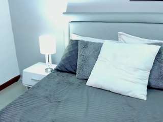 mili-moon Live Webcam on CamSoda