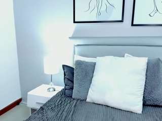 mili-moon Live Webcam on CamSoda