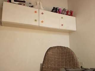 Live webcam model lesly-lovegood on Soda Cams