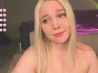 mylittledolls's Live Sex Cam Show