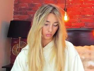 christynaross Live Webcam on CamSoda