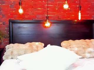 christynaross webcam