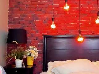 christynaross webcam