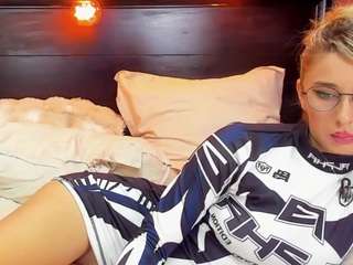 christynaross live cam
