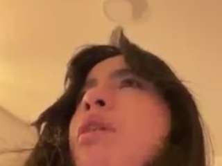 Live webcam model ashleygreene on Soda Cams