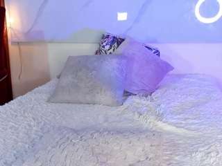 emilyrouker Live Webcam on CamSoda