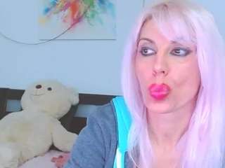 misslara123 Live Webcam on CamSoda