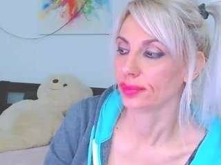 misslara123 Live Webcam on CamSoda