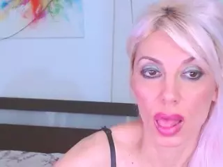HoneyLara's Live Sex Cam Show