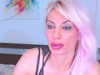 HoneyLara's Live Sex Cam Show