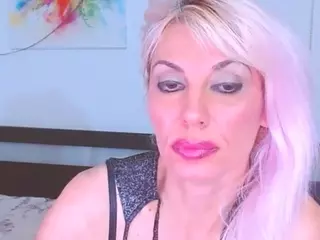 HoneyLara's Live Sex Cam Show