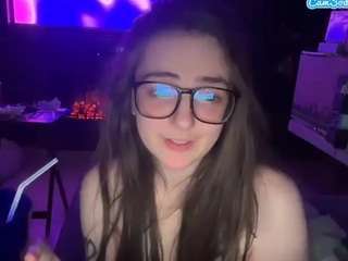 collab in main chat to share the show x [4446 tokens remaining]