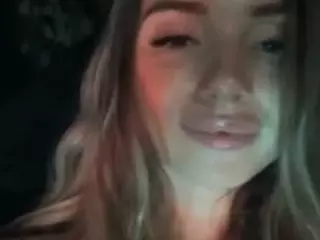 SweetReya's Live Sex Cam Show